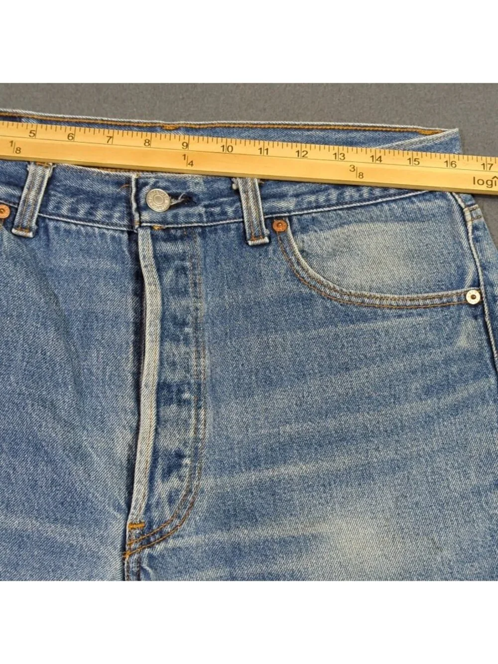 Levi's Vtg Jeans Mens 36x36 Fits 33x31 Blue 501 Straight Button Fly USA Made 90s